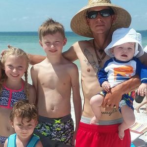 Meet your Posher, Marshall